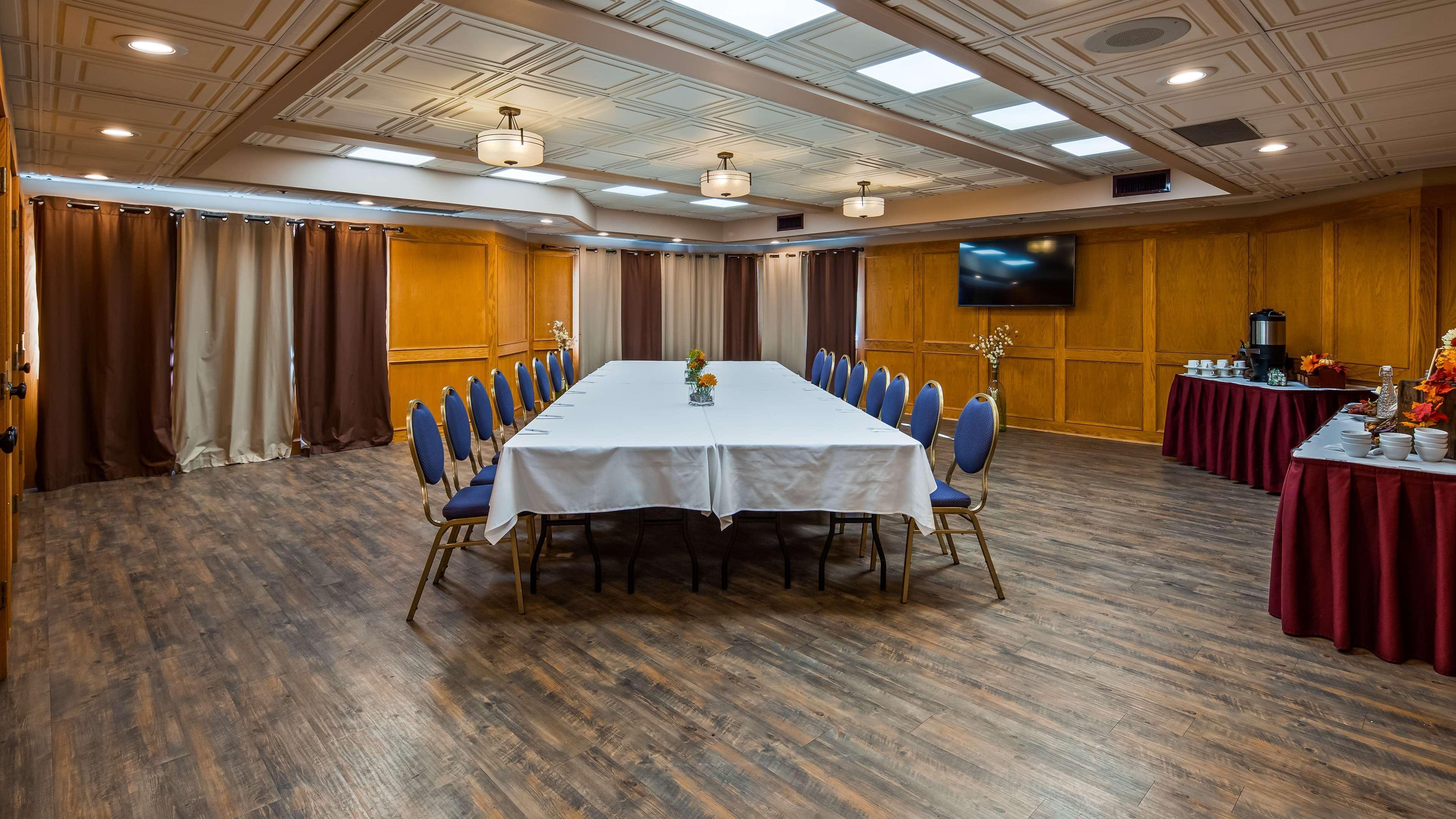 Best Western Premier Ashton Suites - Willowbrook Хьюстон Экстерьер фото